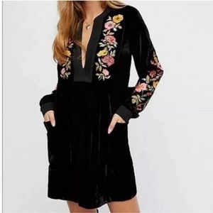 BNWOT velvet embroidered Free People tunic dress